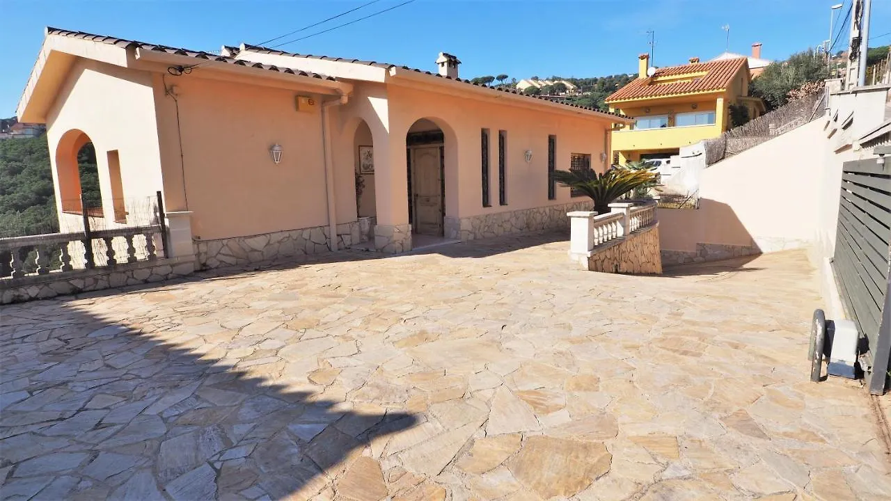 Villa Antonia Mataró 0*,  España